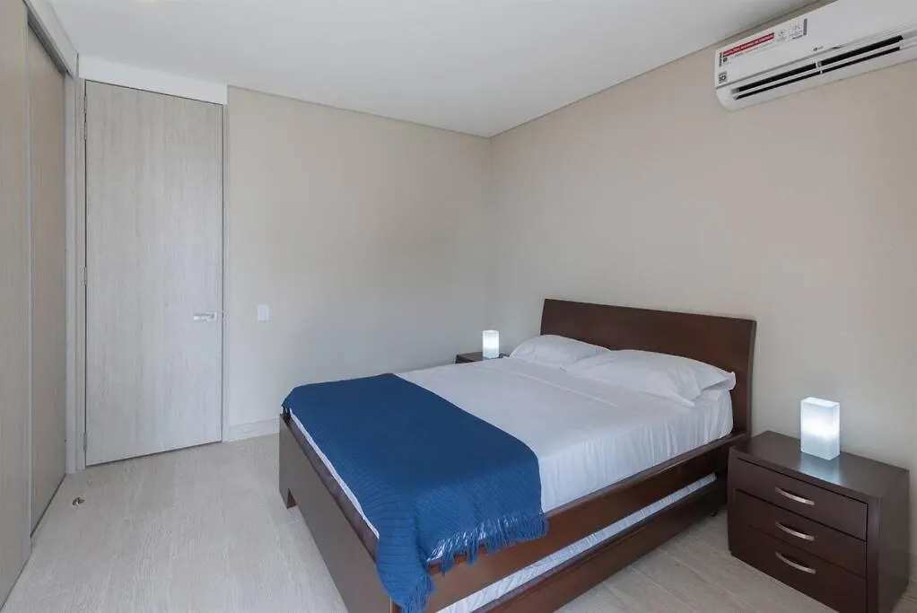 2Bd Next To Beach W Pvt Jacuzzi Martinique 74 Cartagena
